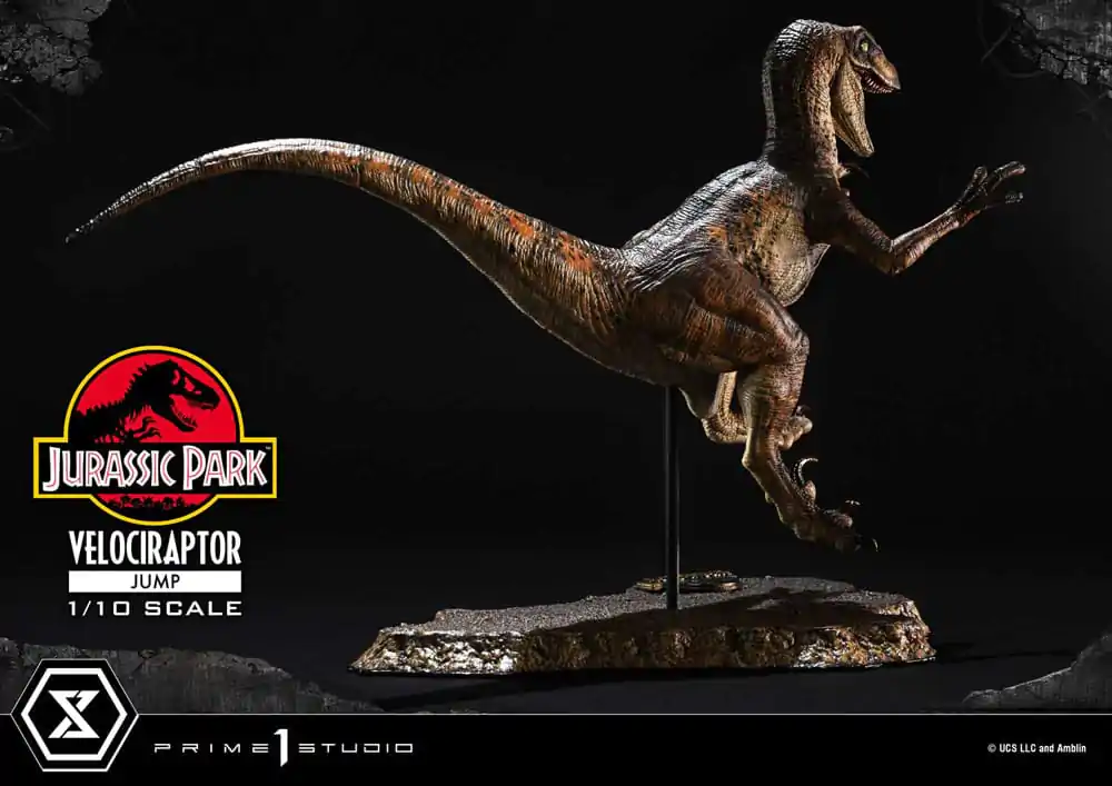 Jurassic Park Prime Collectibles 1/10 Velociraptor Jump szobor figura 21 cm termékfotó