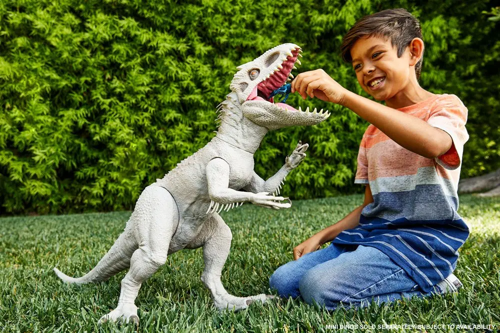 Jurassic World Camp Cretaceous Super Colossal Indominus Rex akciófigura 45 cm termékfotó