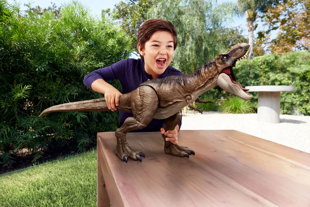 Jurassic World: Dominion Super Colossal Tyrannosaurus Rex akciófigura termékfotó