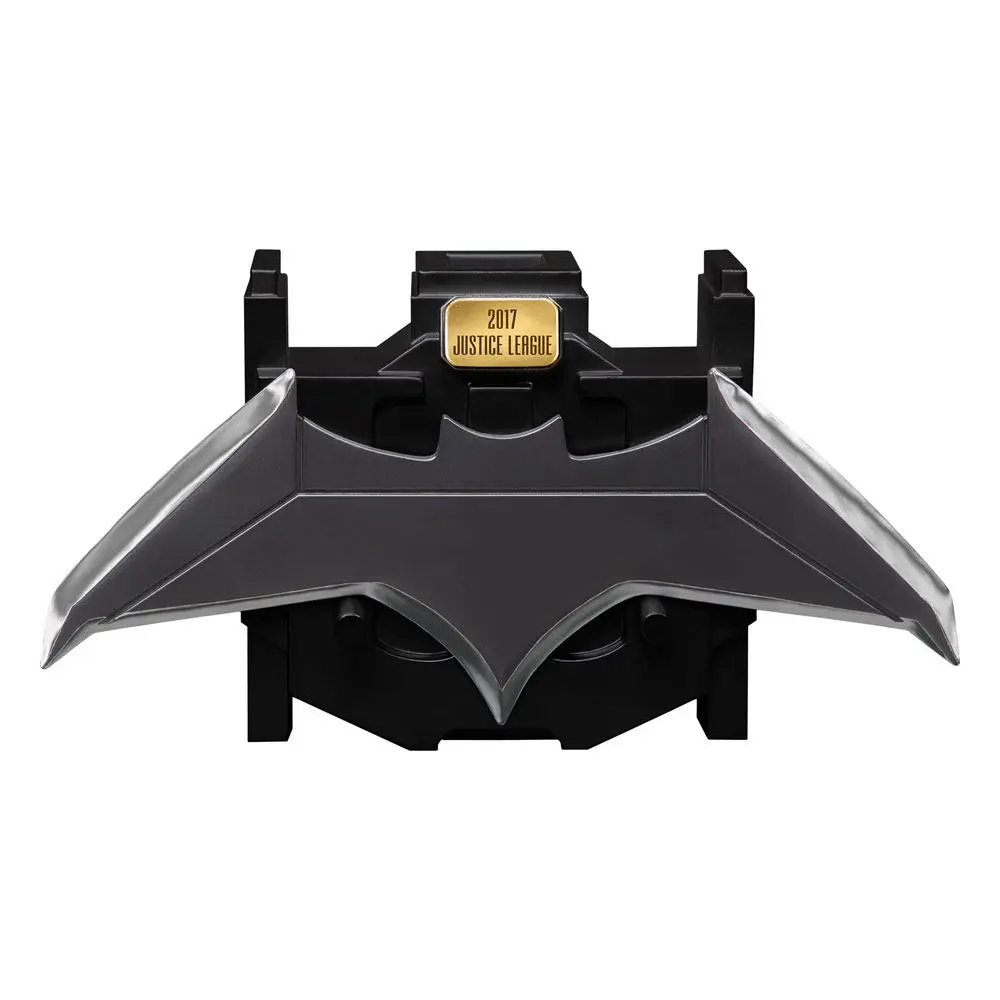 Justice League 1/1 Batarang replika 20 cm termékfotó