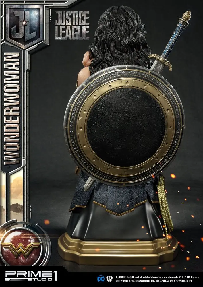 Justice League Wonder Woman mellszobor figura 44 cm termékfotó