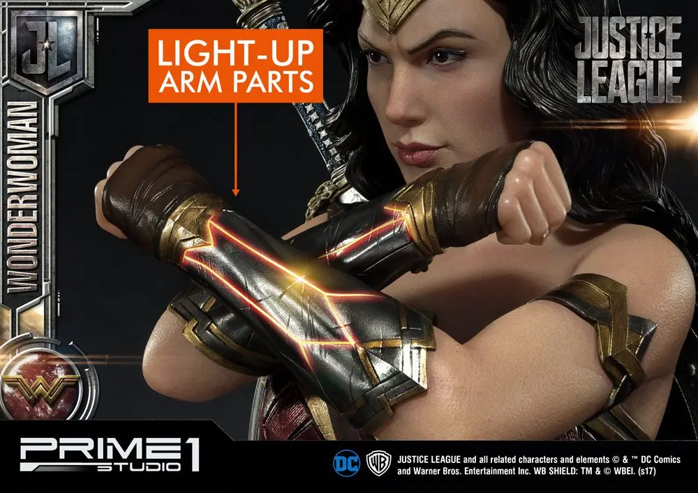 Justice League Wonder Woman mellszobor figura 44 cm termékfotó