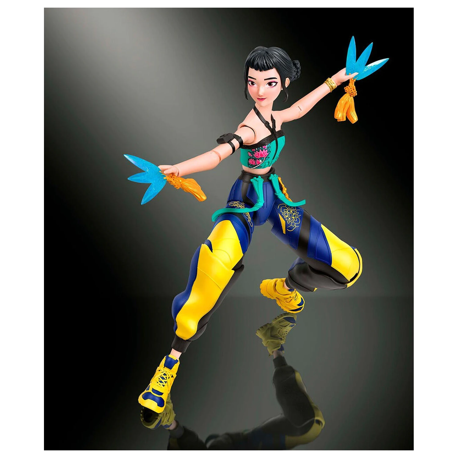 K-Pop Demon Hunters Zoey figura 15cm termékfotó