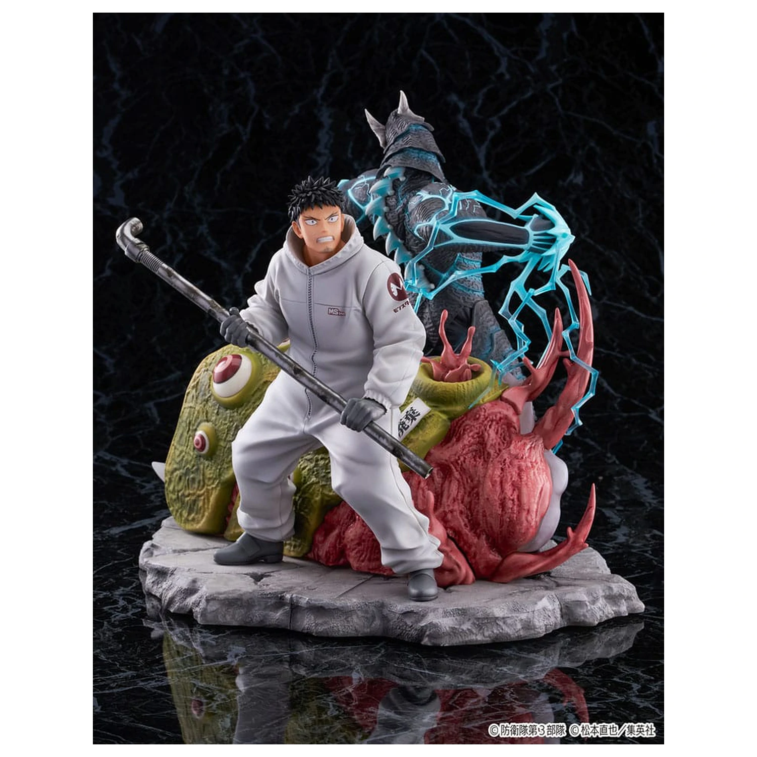 Kaiju No.8 SHIBUYA SCRAMBLE Figure 1/7 Kaiju No.8 & Kafka Hibino PVC szobor figura 29 cm   termékfotó