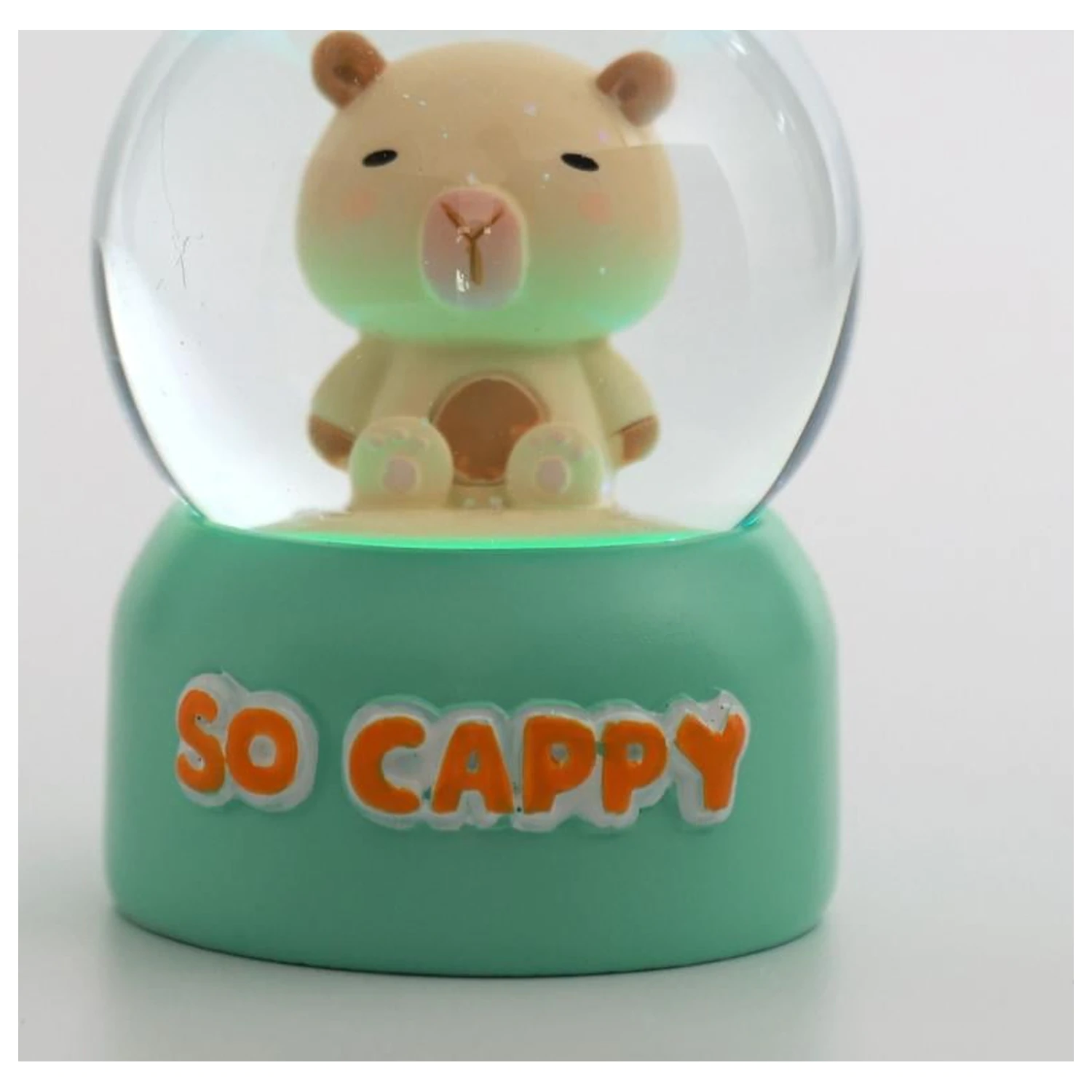 KAWAII Capybara hógömb termékfotó