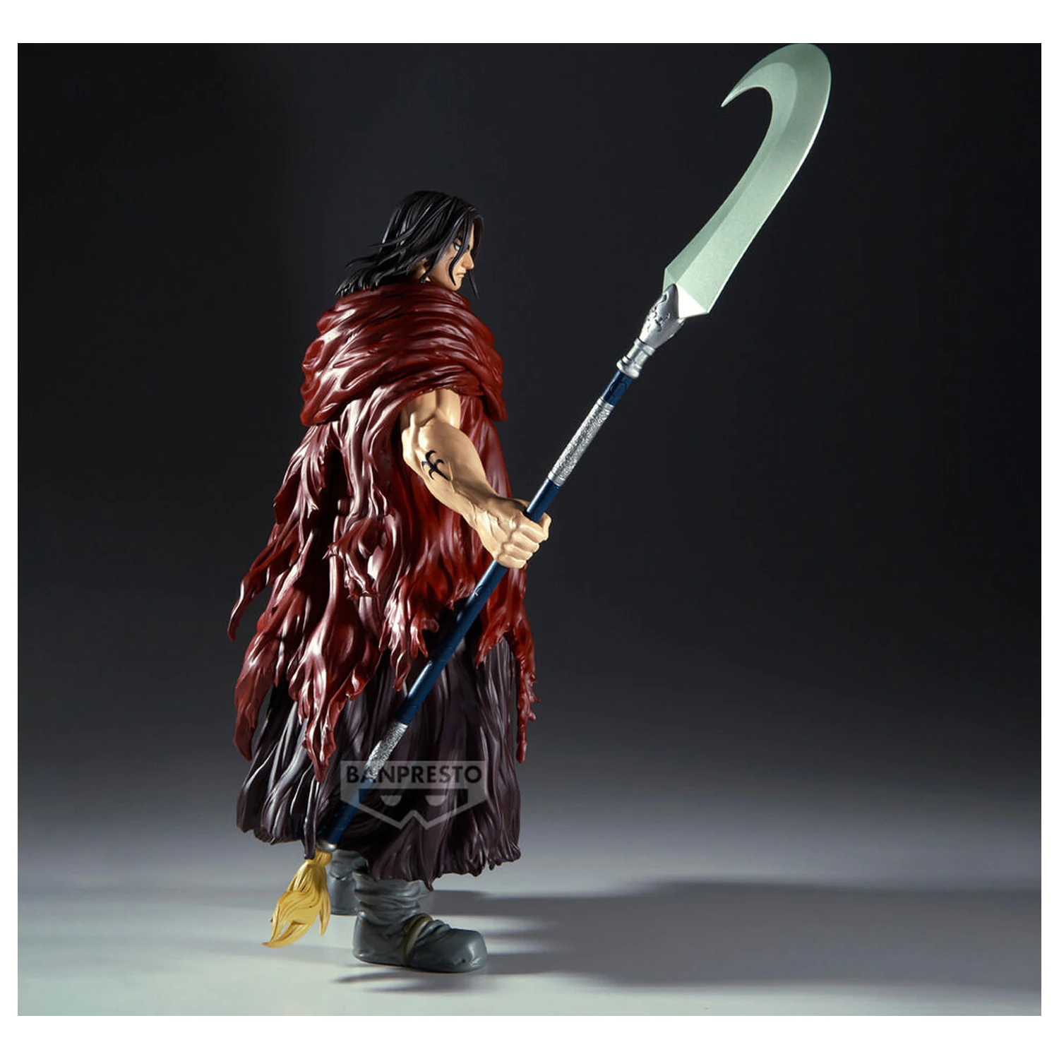 Kingdom Grandista Hoken figura 34cm termékfotó