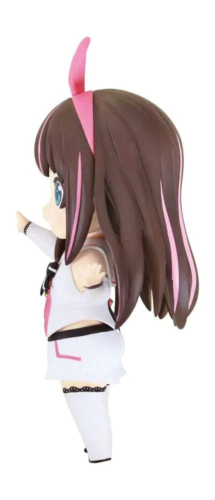 Kizuna AI Kizuna AI Pougnette PVC szobor figura 14 cm termékfotó