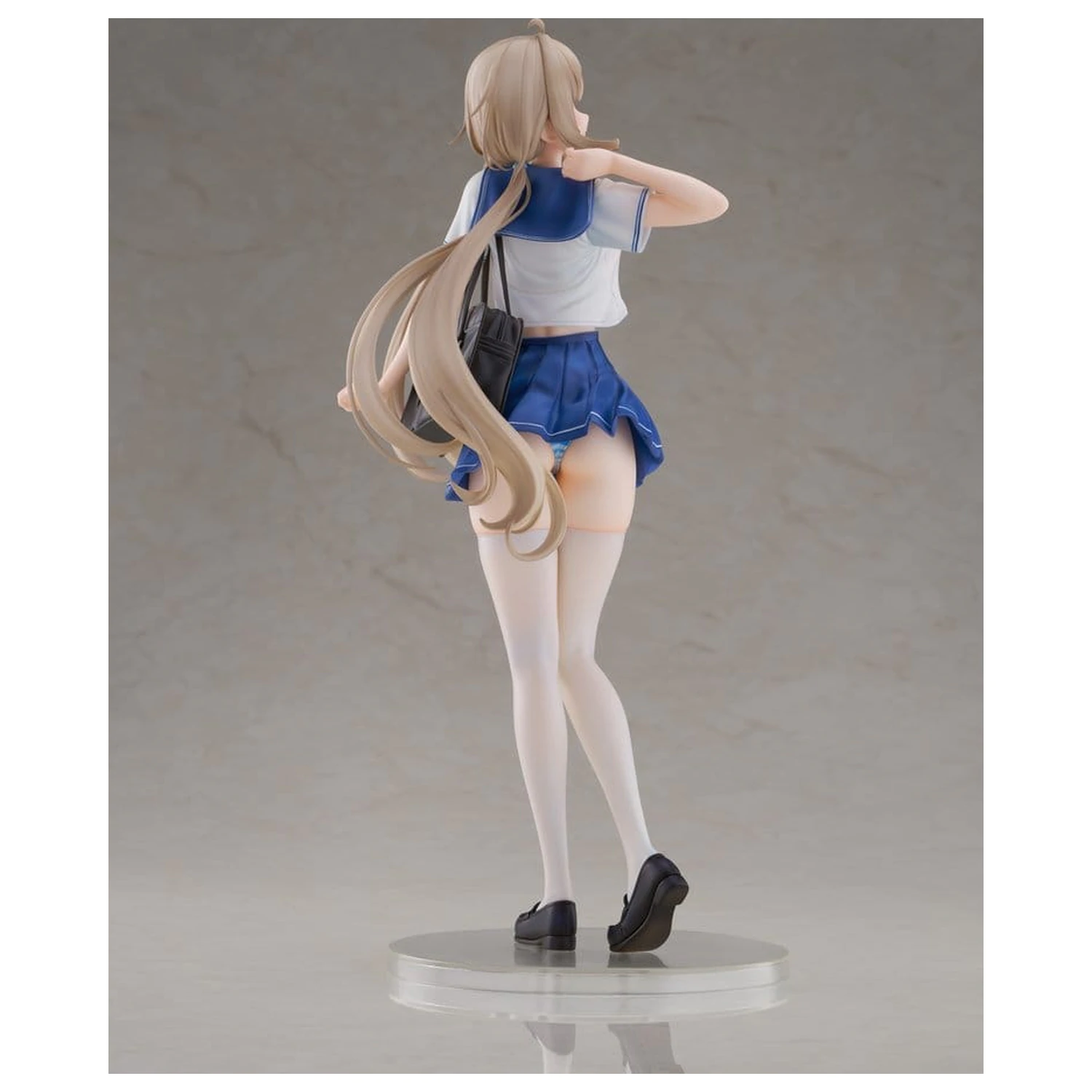 KoiKoi Sakura PVC figura 1/6 Momoko Uniform Ver. 27 cm termékfotó
