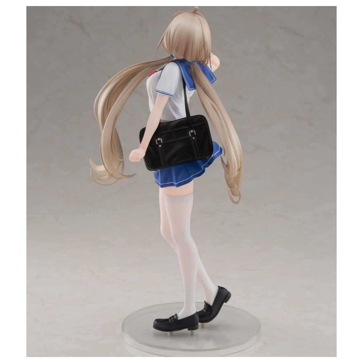 KoiKoi Sakura PVC figura 1/6 Momoko Uniform Ver. 27 cm termékfotó