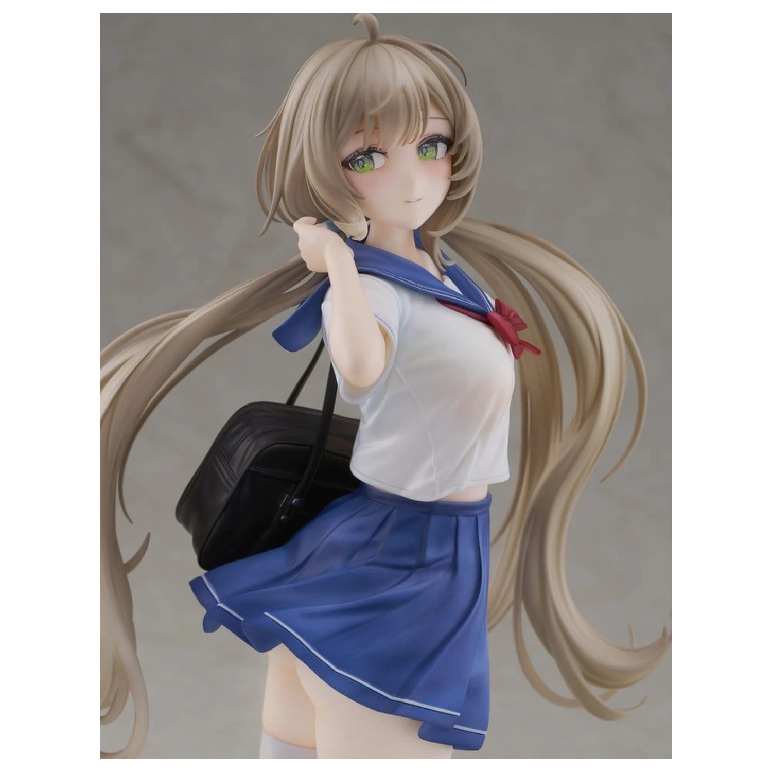 KoiKoi Sakura PVC figura 1/6 Momoko Uniform Ver. 27 cm termékfotó