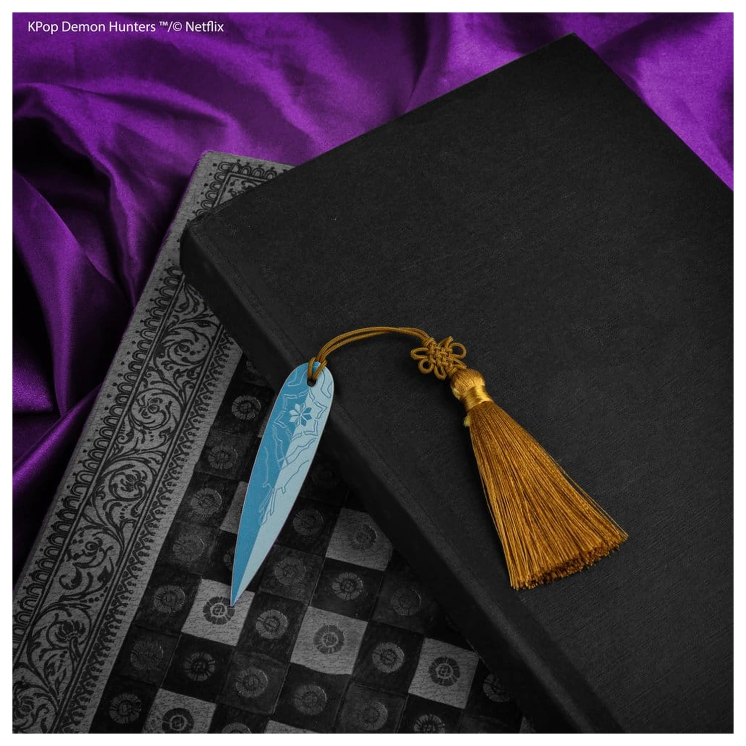 KPop Demon Hunters Zoey's Shin-kal fém könyvjelző  termékfotó