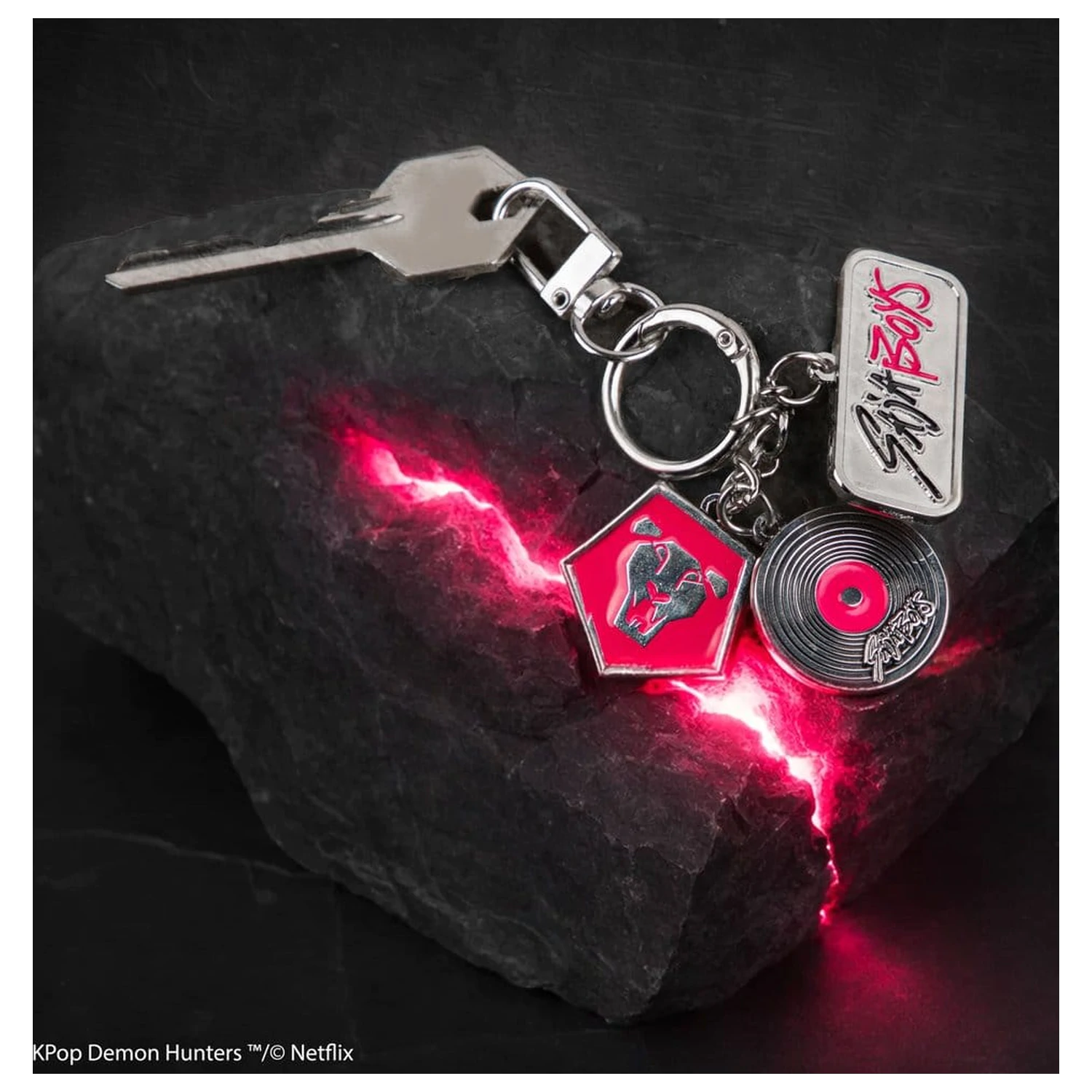 KPop Demon Hunters Saja Boys charm kulcstartó termékfotó