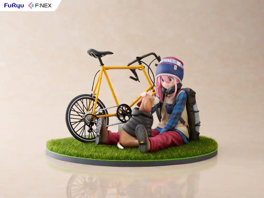 Laid Back Camp F:NEX 1/7 Nadeshiko Kagamihara PVC szobor figura 13 cm termékfotó