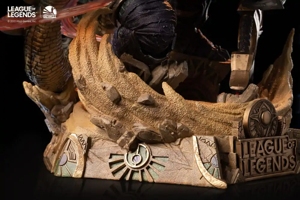 League of Legends 1/4 Renekton - The Butcher Of The Sands szobor figura 75 cm termékfotó