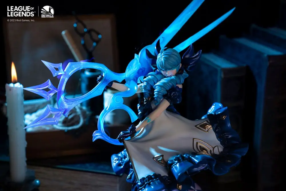 League of Legends 1/6 The Hallowed Seamstress - Gwen szobor figura 39 cm termékfotó