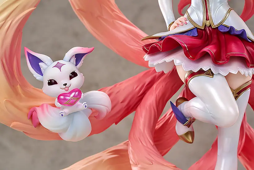 League of Legends 1/7 Star Guardian Ahri PVC szobor figura 37 cm termékfotó
