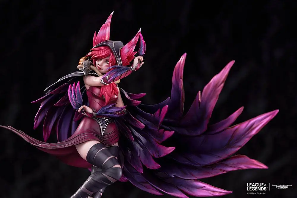 League of Legends 1/7 Xayah PVC szobor figura 29 cm termékfotó