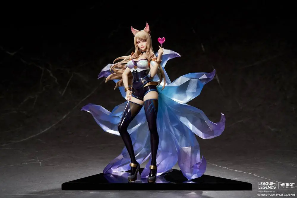 League of Legends PVC szobor figura 1/7 Ahri 24 cm termékfotó