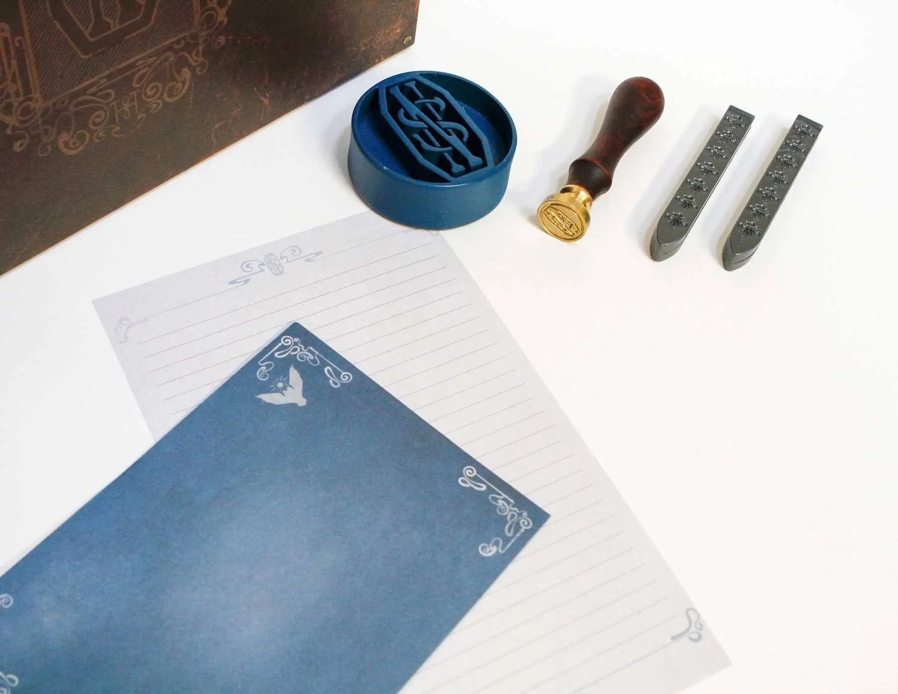 Legendás állatok és megfigyelésük Deluxe Newt Scamander írószer csomag termékfotó