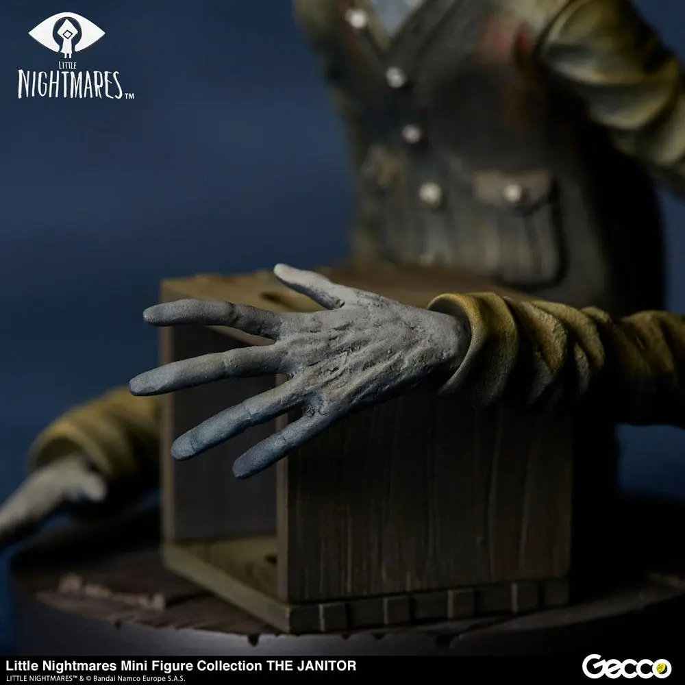 Little Nightmares Mini figura Collection The Janitor PVC szobor figura 10 cm termékfotó