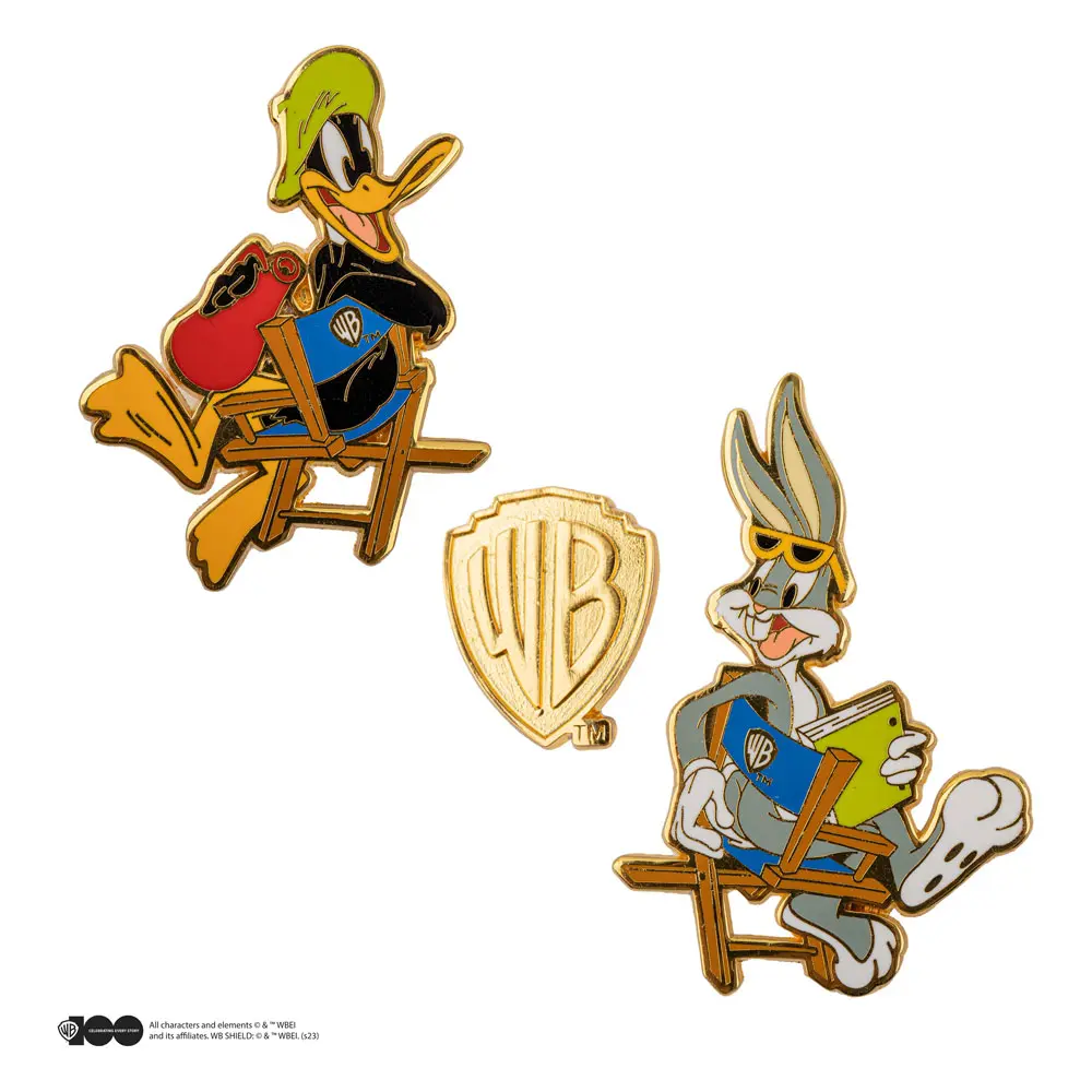 Looney Tunes Bugs Bunny and Daffy Duck at Warner Bros Studio kitűző csomag termékfotó