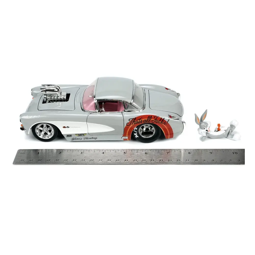Looney Tunes Hollywood Rides Diecast Model 1/24 1957 Chevrolet Corvette és Bugs Bunny figura termékfotó