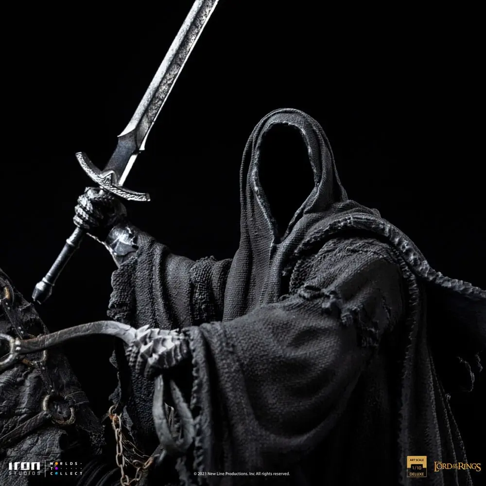 Lord Of The Rings Deluxe Art Scale 1/10 Nazgul on Horse szobor figura 42 cm termékfotó