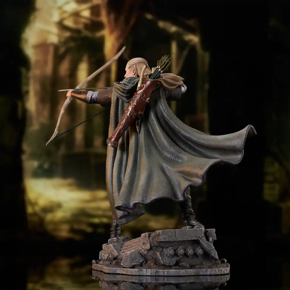 Lord of the Rings Deluxe GalleryLegolas  PVC szobor figura 25 cm termékfotó