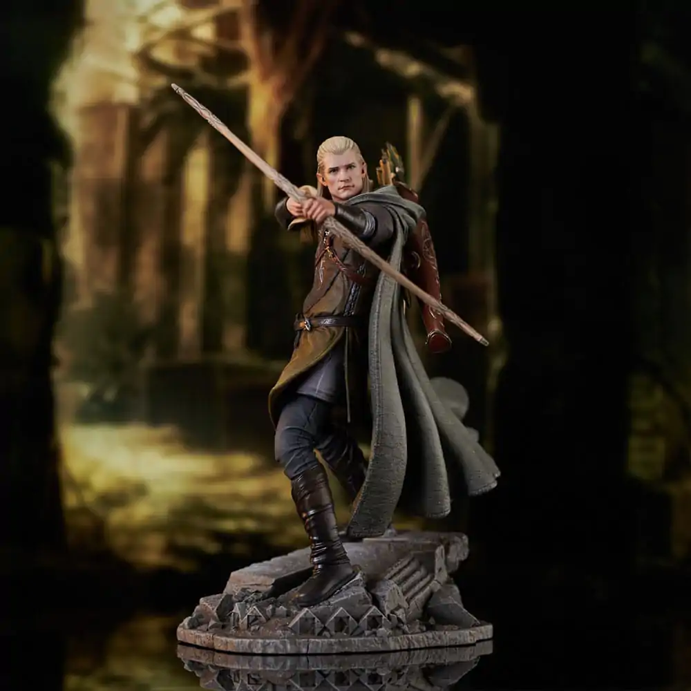 Lord of the Rings Deluxe GalleryLegolas  PVC szobor figura 25 cm termékfotó