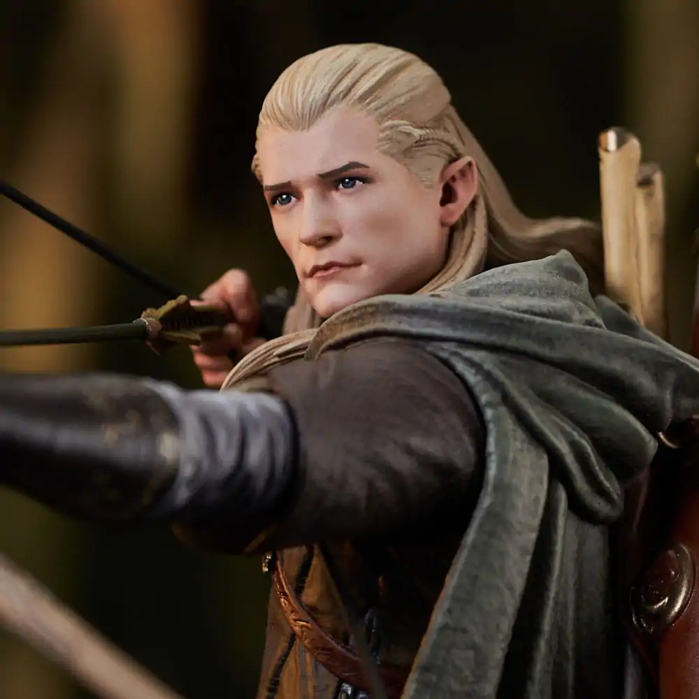 Lord of the Rings Deluxe GalleryLegolas  PVC szobor figura 25 cm termékfotó