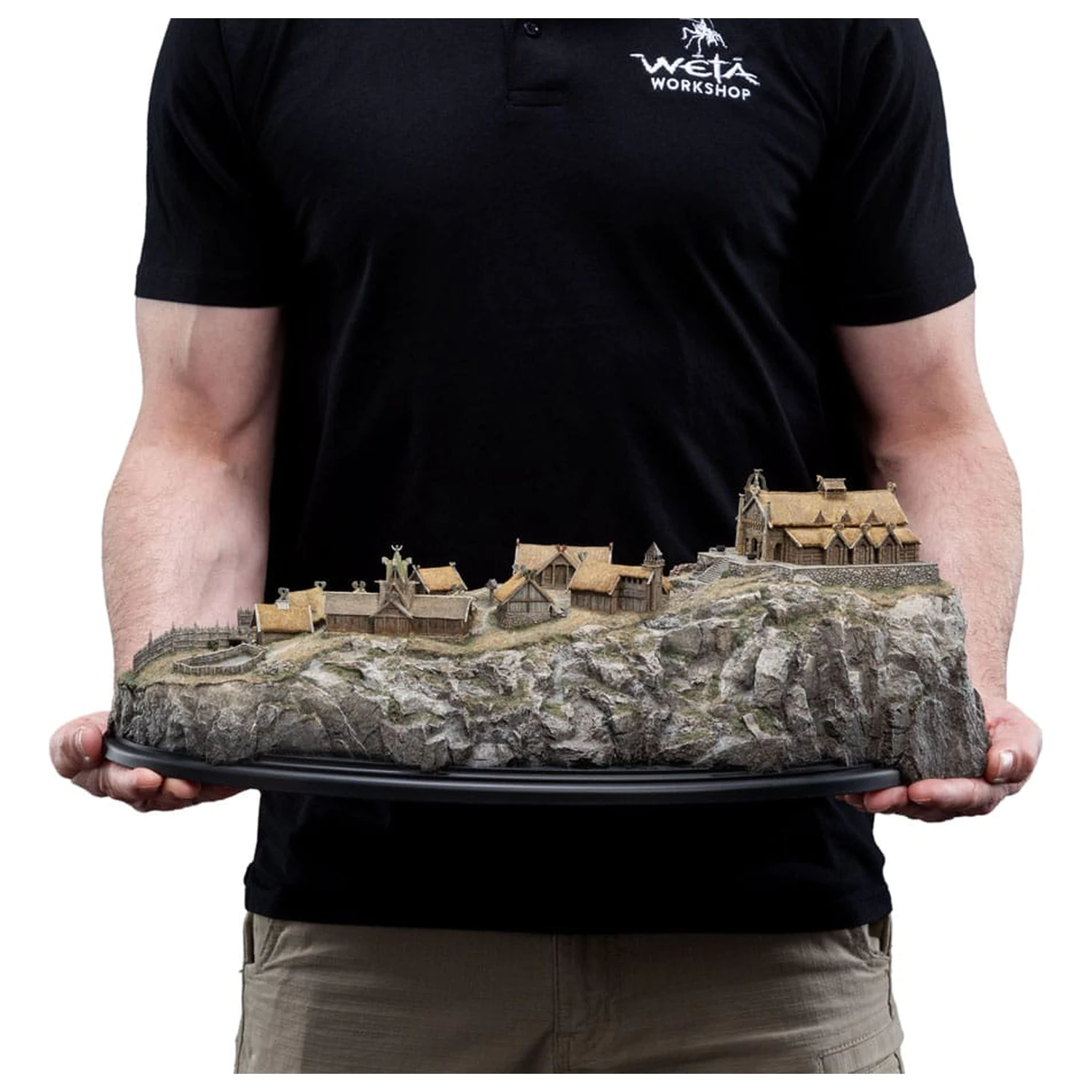 Lord of the Rings Edoras szobor figura Limitált kiadás 15 cm termékfotó