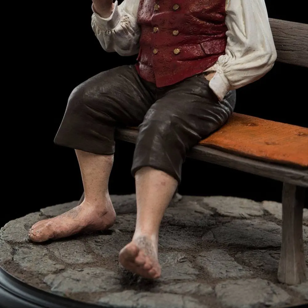 Lord of the Rings Mini Bilbo Baggins szobor figura 11 cm termékfotó