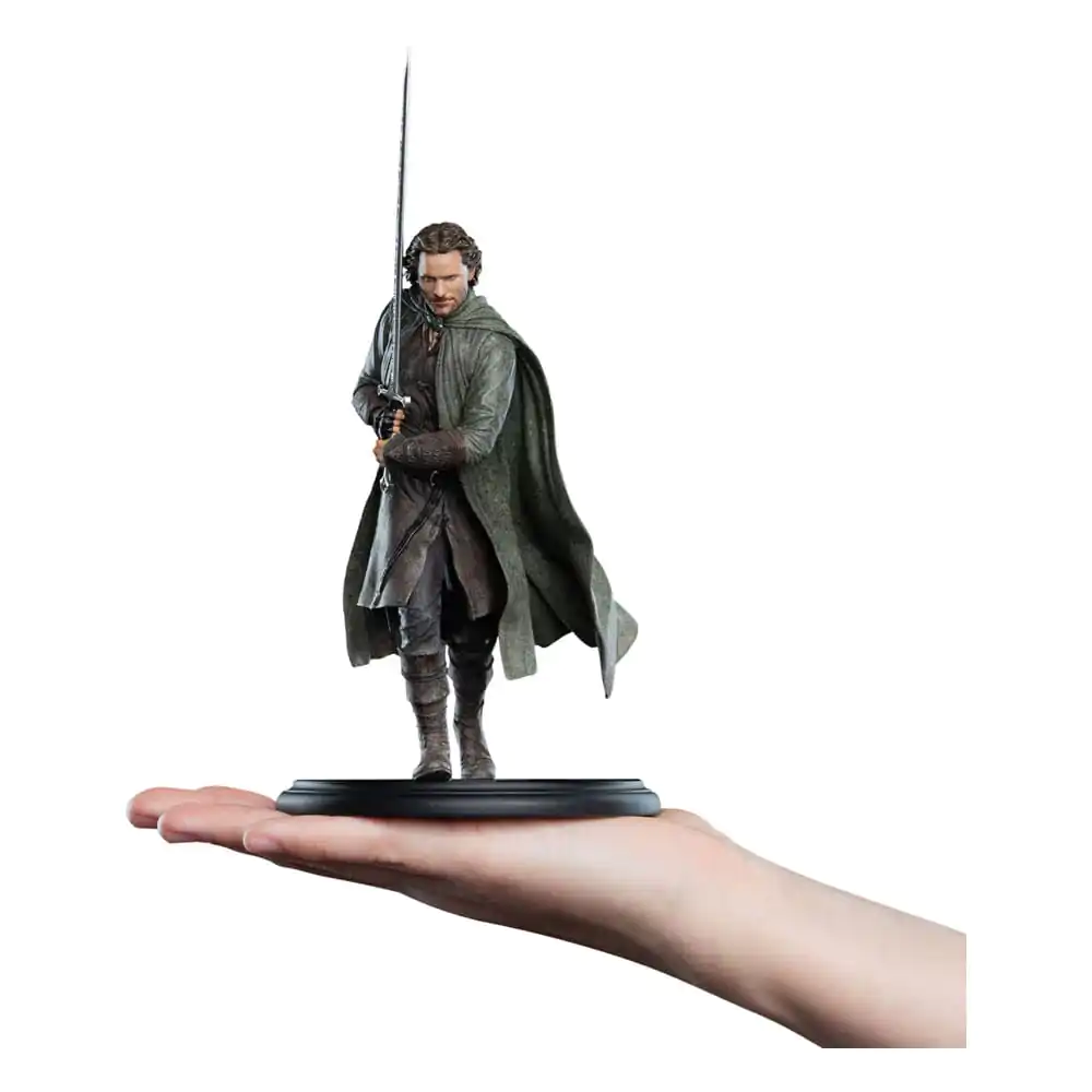 Lord of the Rings Mini szobor figura Aragorn 20 cm termékfotó