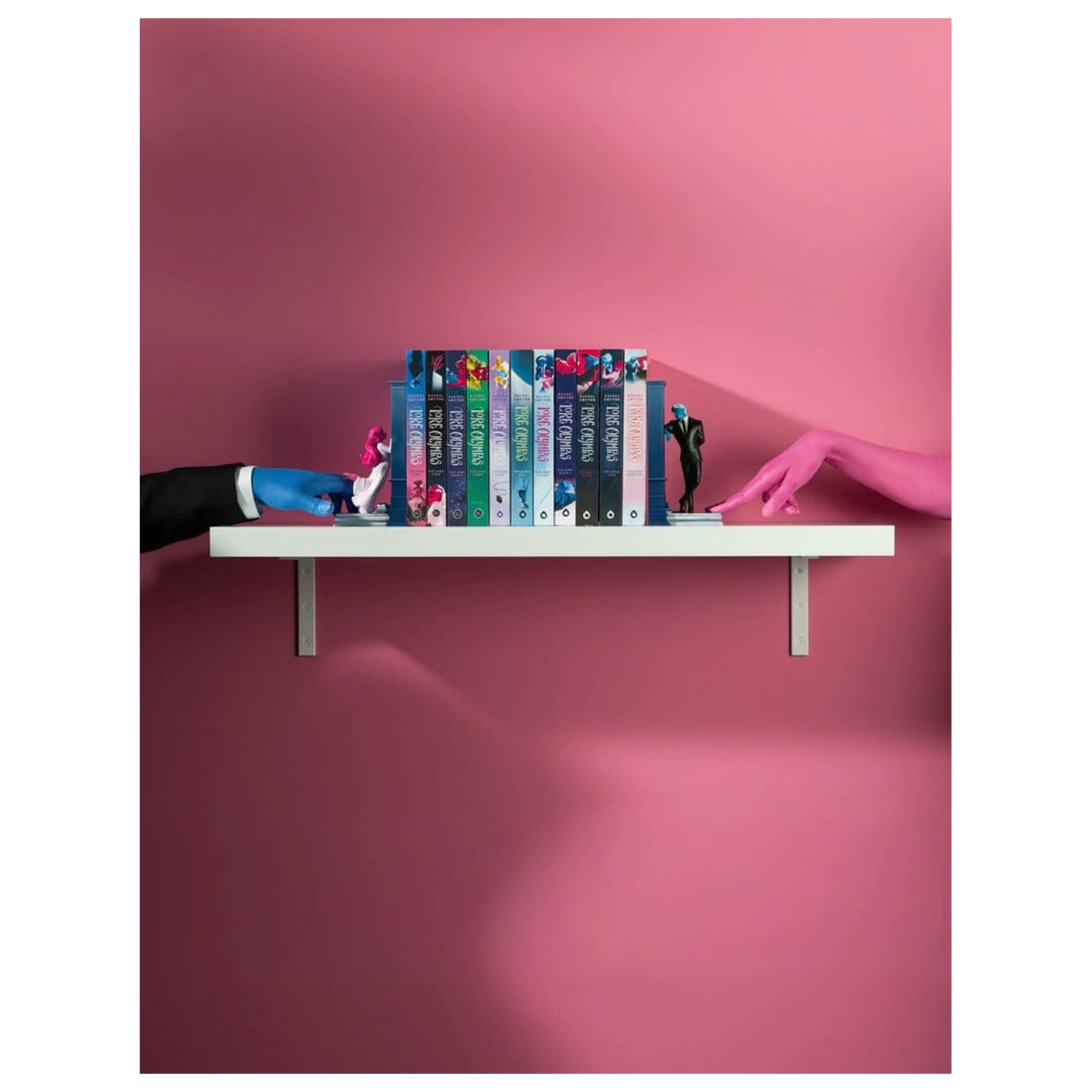 Lore Olympus Stories Within könyvtámasz Limitált kiadás 19 cm termékfotó