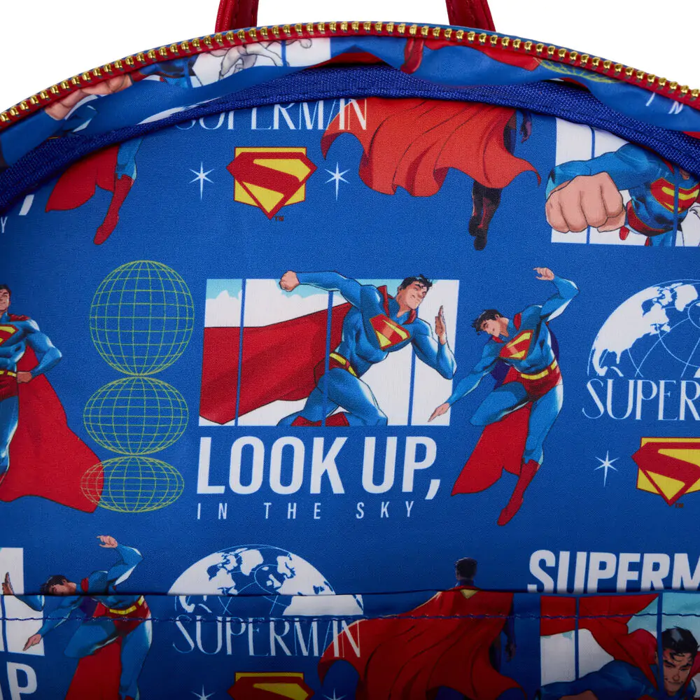 Loungefly DC Comics Superman táska hátizsák 43cm termékfotó