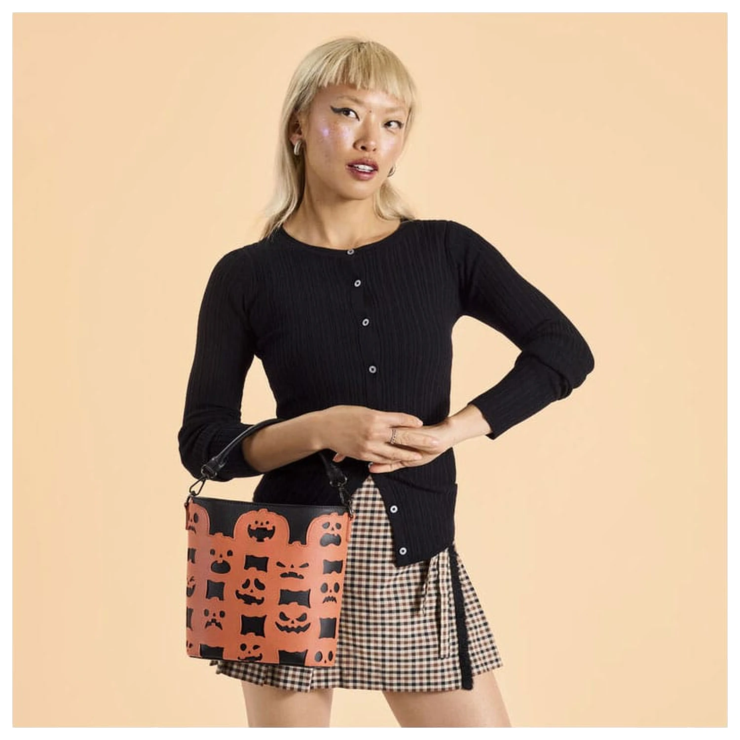 Loungefly Figural Pumpkin keresztpántos táska termékfotó