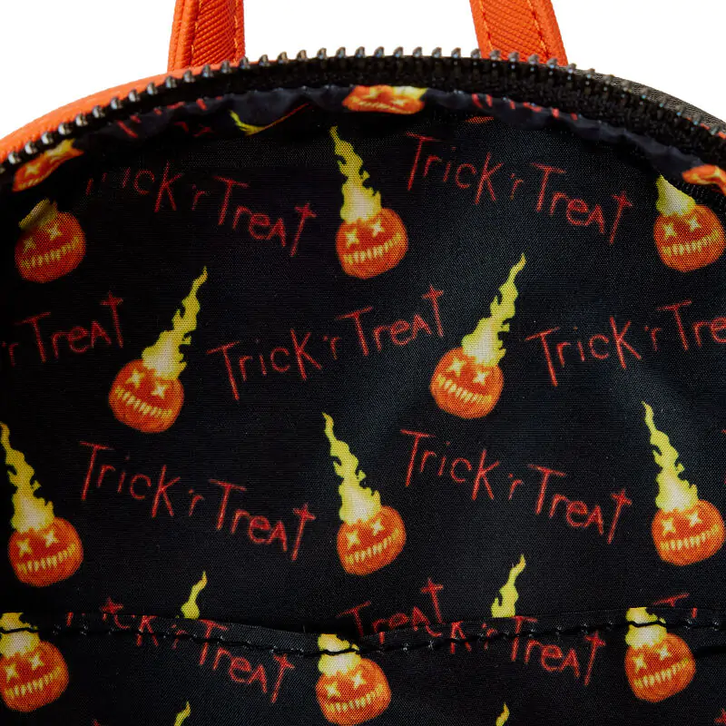 Loungefly Trick r Treat Sam Pumpkin táska hátizsák 26cm termékfotó