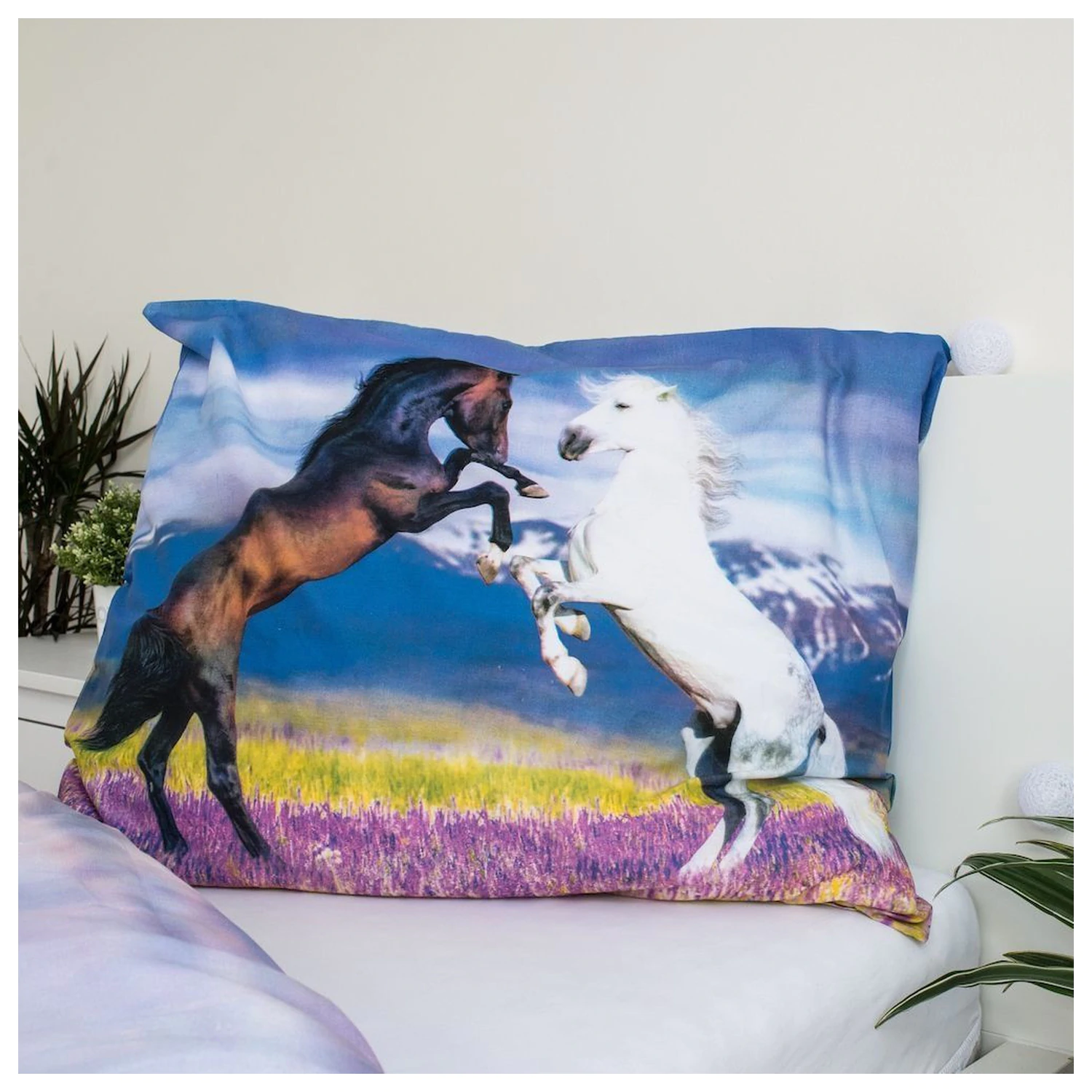 Lovas White Meadow ágyneműhuzat termékfotó