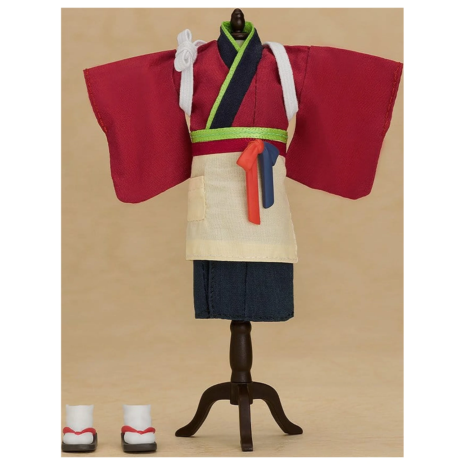 Lycoris Recoil Nendoroid Doll akciófigura Chisato Nishikigi: Cafe LycoReco Uniform Ver. 14 cm termékfotó