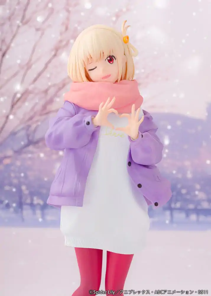 Lycoris Recoil PVC szobor figura 1/7 Chisato Nishikigi Winter Ver. 23 cm        termékfotó