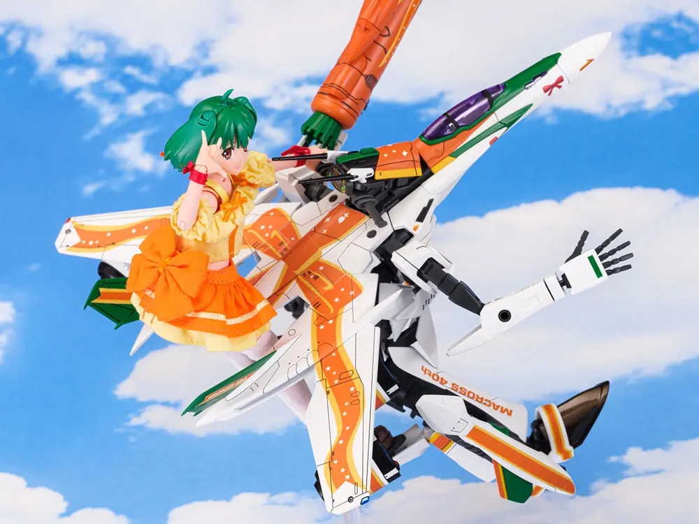 Macross Frontier VF-25F Messiah Ranka Lee Macross 40th Anniversary  Műanyag modell készlet 22 cm termékfotó