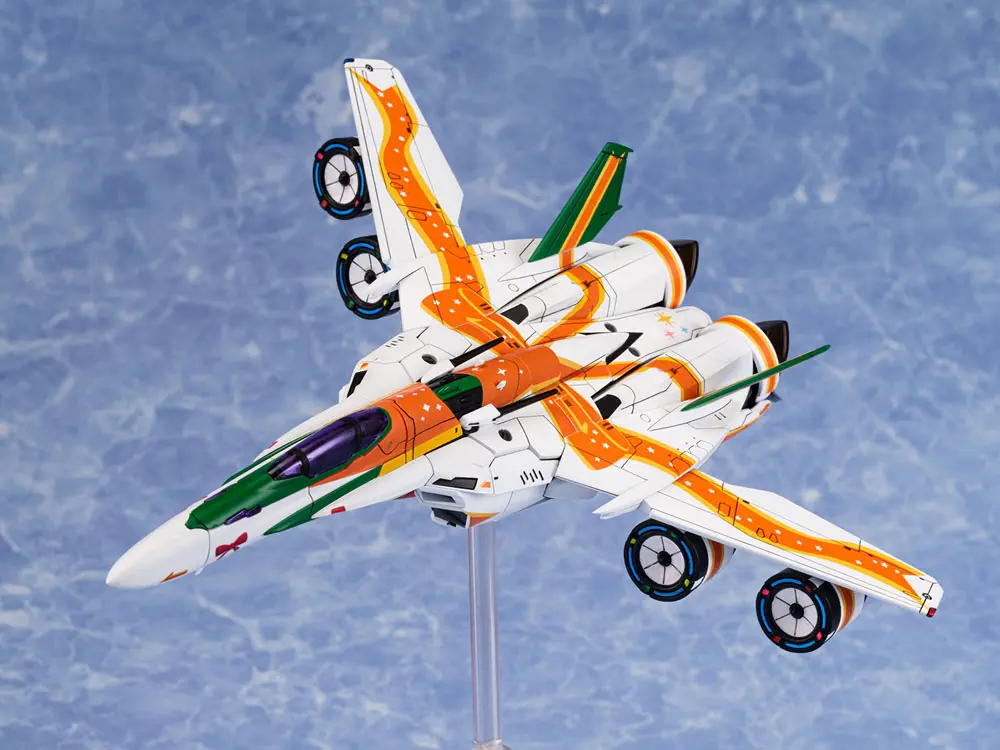 Macross Frontier VF-25F Messiah Ranka Lee Macross 40th Anniversary  Műanyag modell készlet 22 cm termékfotó