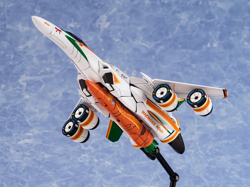 Macross Frontier VF-25F Messiah Ranka Lee Macross 40th Anniversary  Műanyag modell készlet 22 cm termékfotó