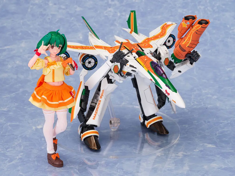 Macross Frontier VF-25F Messiah Ranka Lee Macross 40th Anniversary  Műanyag modell készlet 22 cm termékfotó