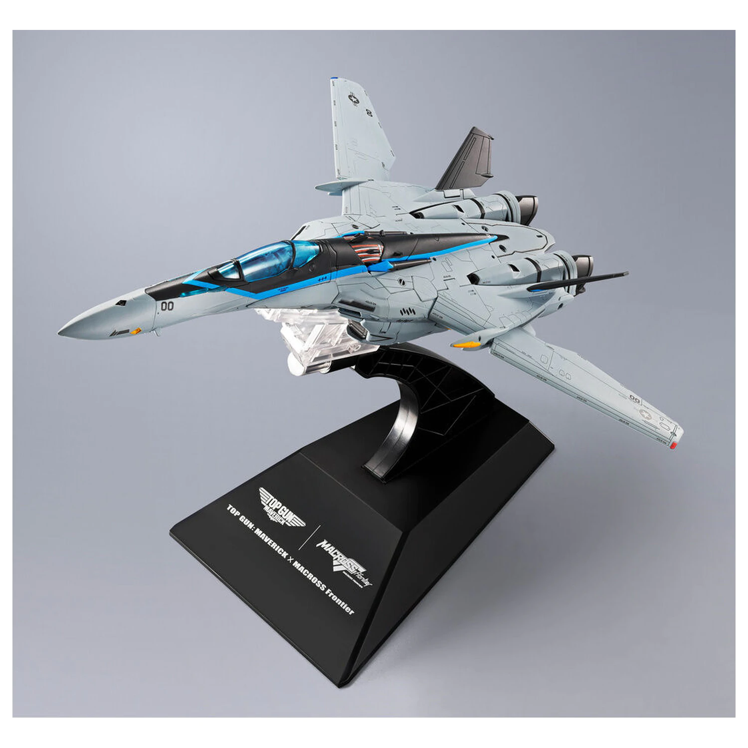 Macross VF-25 Messiah Valkyrie Top Gun Maverick Ver. figura 25cm termékfotó