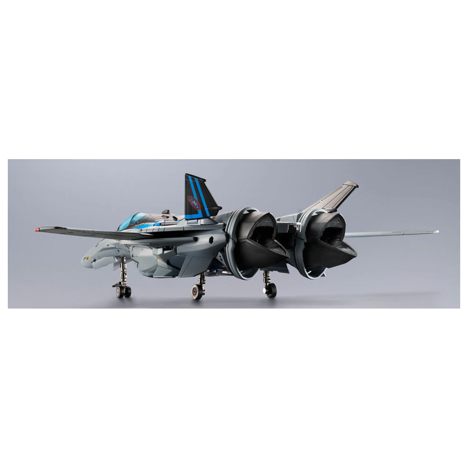 Macross VF-25 Messiah Valkyrie Top Gun Maverick Ver. figura 25cm termékfotó