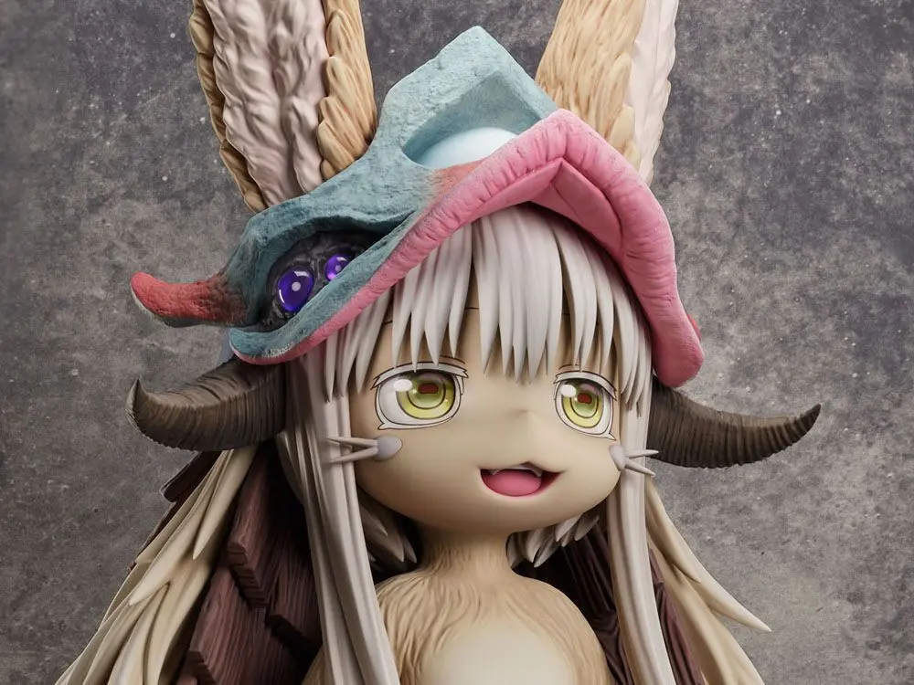 Made in Abyss 1/1 Nanachi szobor figura 155 cm termékfotó
