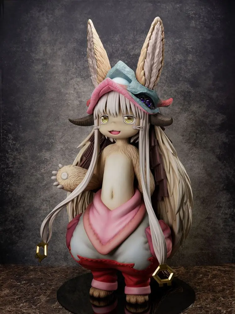 Made in Abyss 1/1 Nanachi szobor figura 155 cm termékfotó