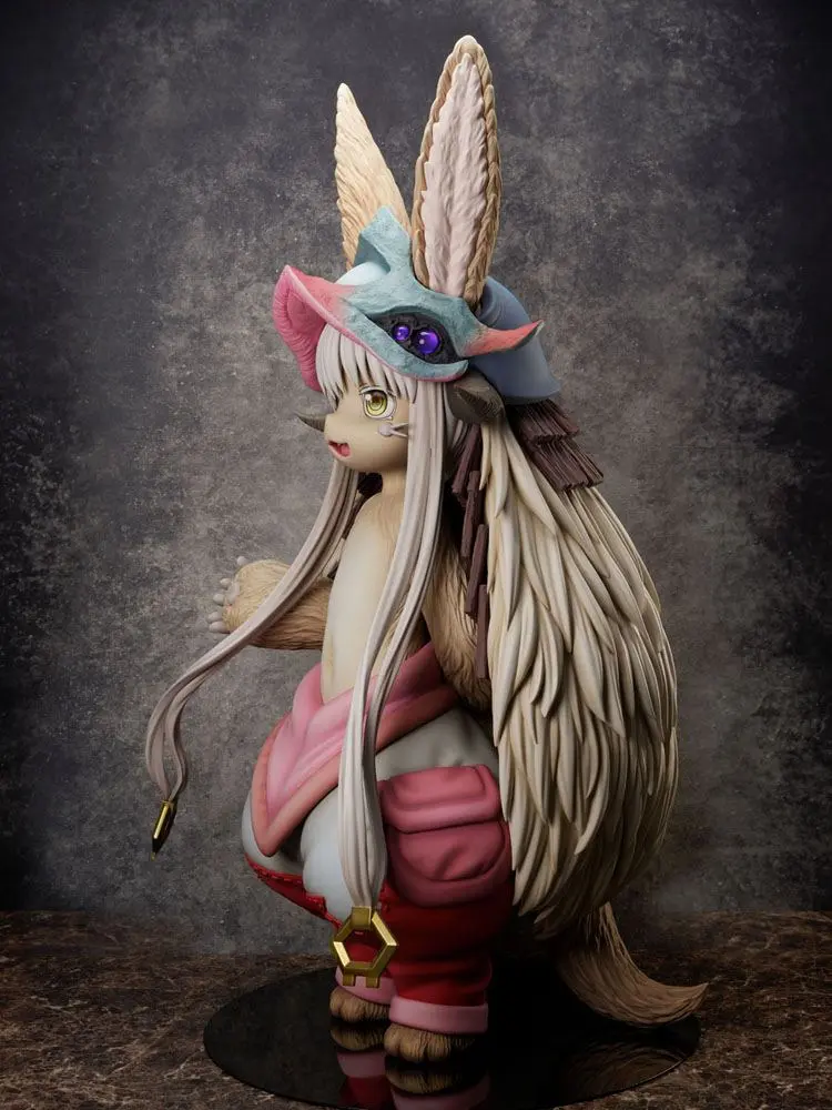 Made in Abyss 1/1 Nanachi szobor figura 155 cm termékfotó