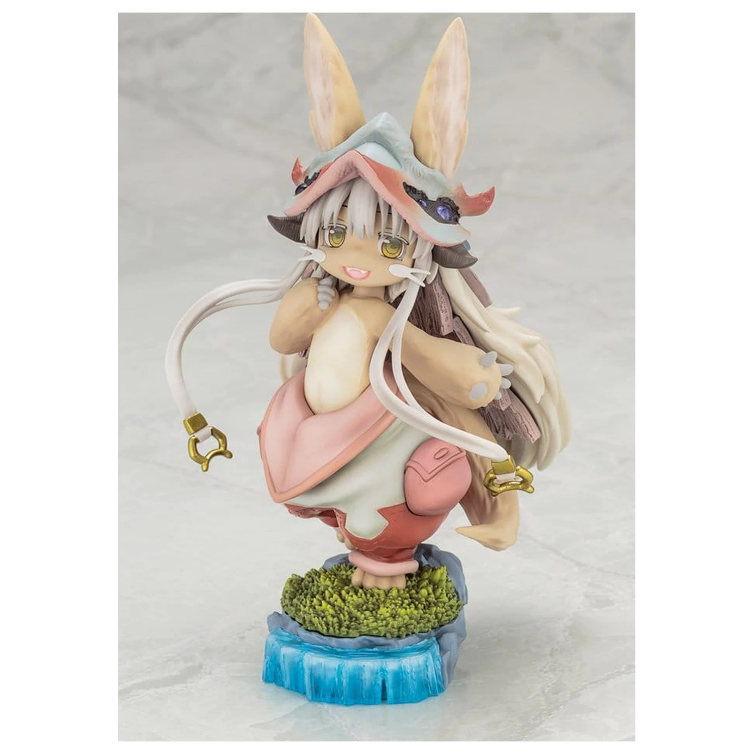 Made in Abyss: Awakening Mystery PVC figura Nanachi 14 cm termékfotó